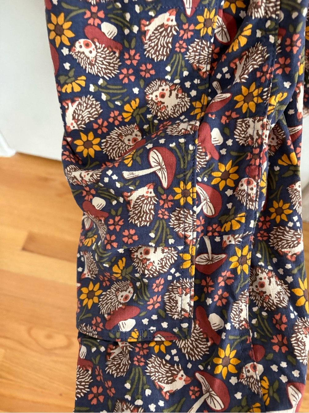 Duluth hedgehog Overalls with Navy Straps - Picture 5 of 8